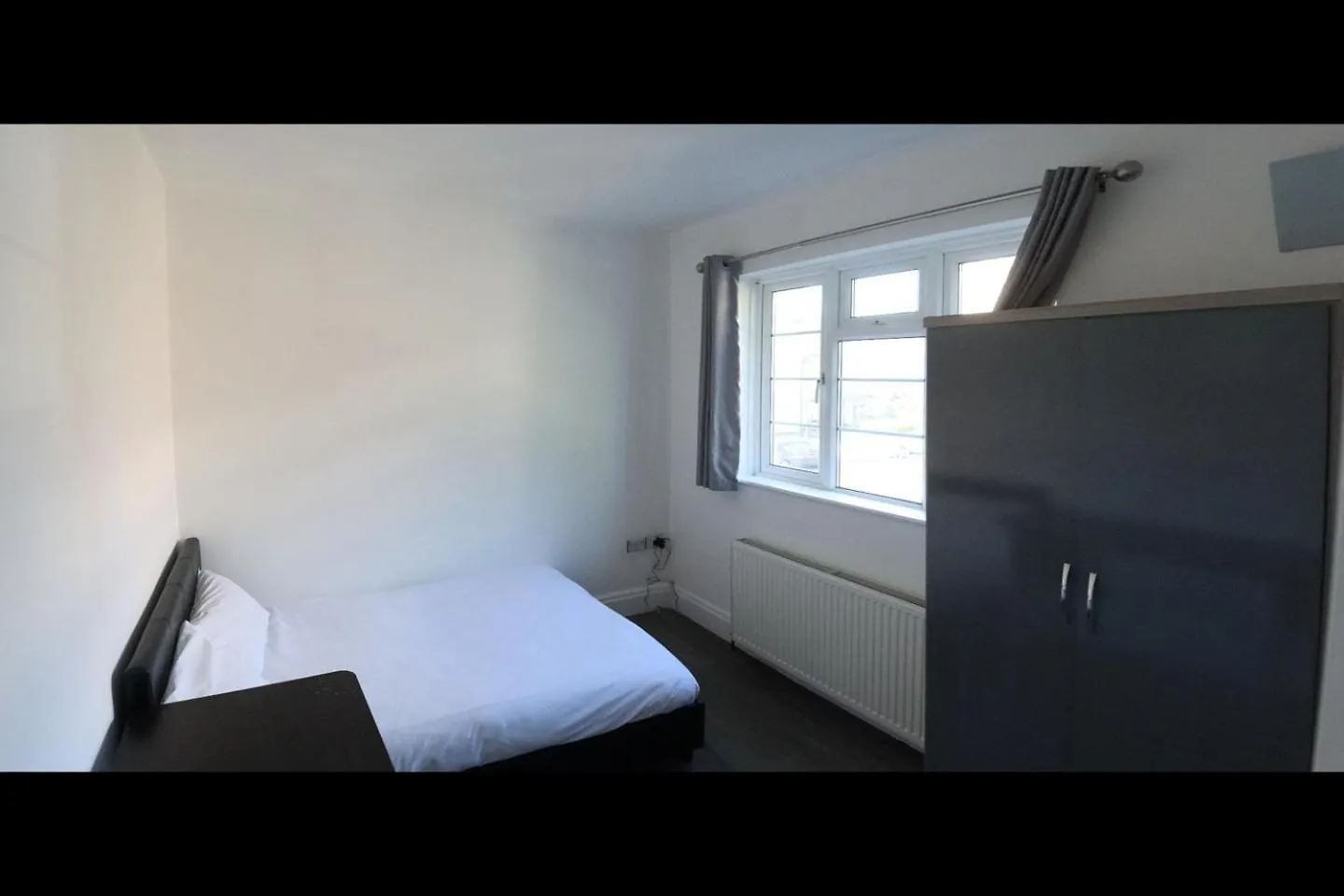 Limehouse Townhomes A Modern 4-Bedroom 3-Bathroom Townhome With A Private Garden Londra Tatil Evi